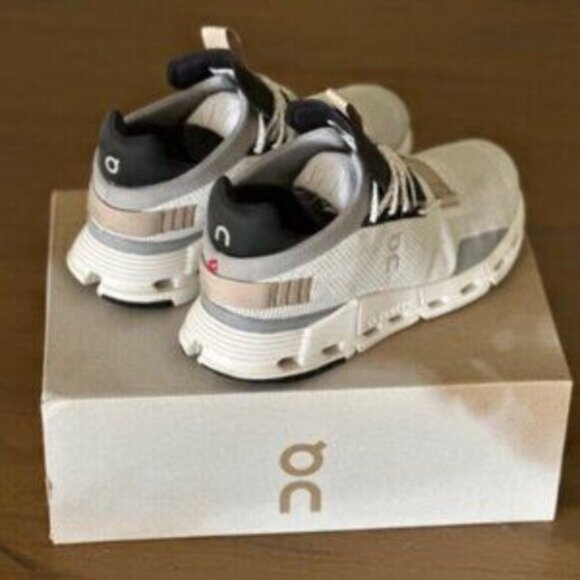 On Running Women's White and Black Running Shoes - Picture 4 of 5